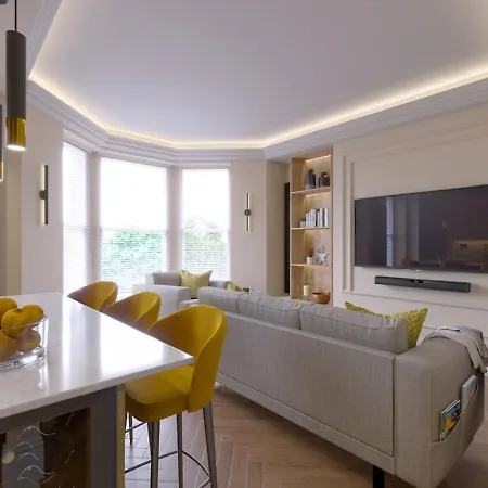 East Parade Collection, Opaz House Flat 4 *